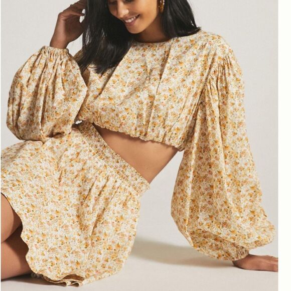 Significant Other Puffed-Sleeve Floral Blouse - Picture 1 of 6